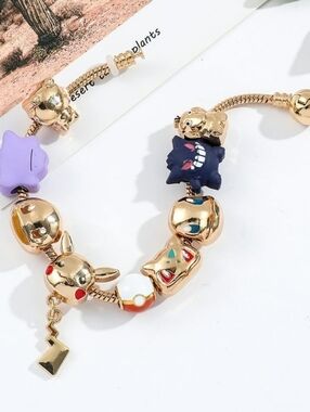 Pokemon Collector Charm Bracelet Gold Tone Pikachu Gengar Ditto 19cm / 7.5"
